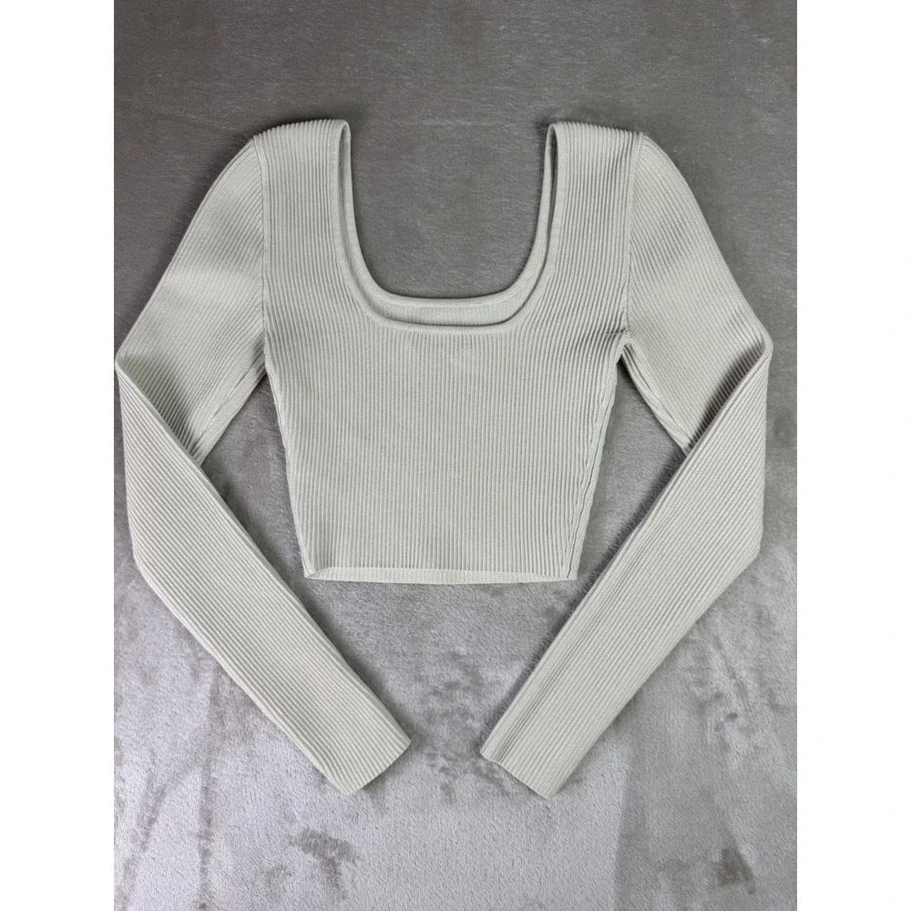 Aritzia Babaton Cream Sculpt Knit Long Sleeve Size XS Sculpt Cropped Square Neck
